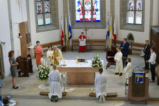 Feier der 1. Heiligen Kommunion in Sankt Crescentius (Foto: Karl-Franz Thiede)